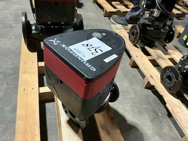 Grundfos magna3 40-80 f220 circulatiepomp unit dn40 - afbeelding 4 van  5