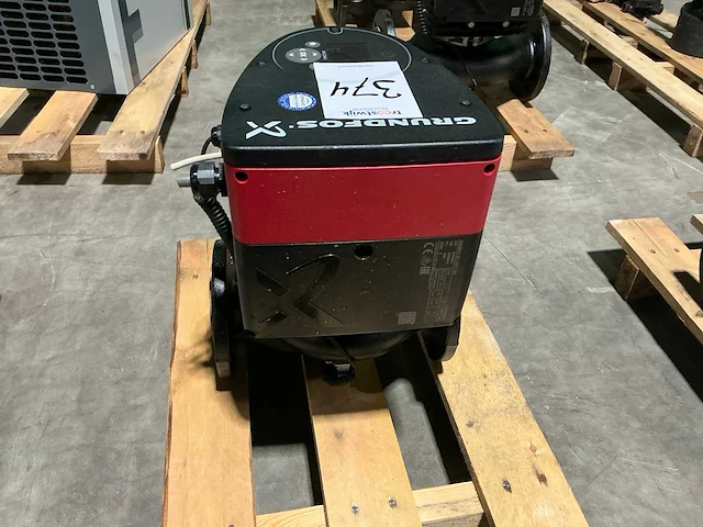 Grundfos magna3 50-100 f 260 circulatiepompunit dn50 - afbeelding 2 van  6