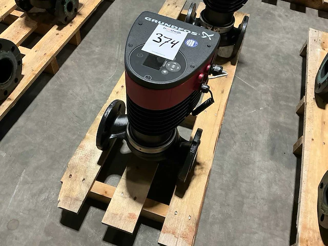 Grundfos magna3 50-100 f 260 circulatiepompunit dn50 - afbeelding 6 van  6