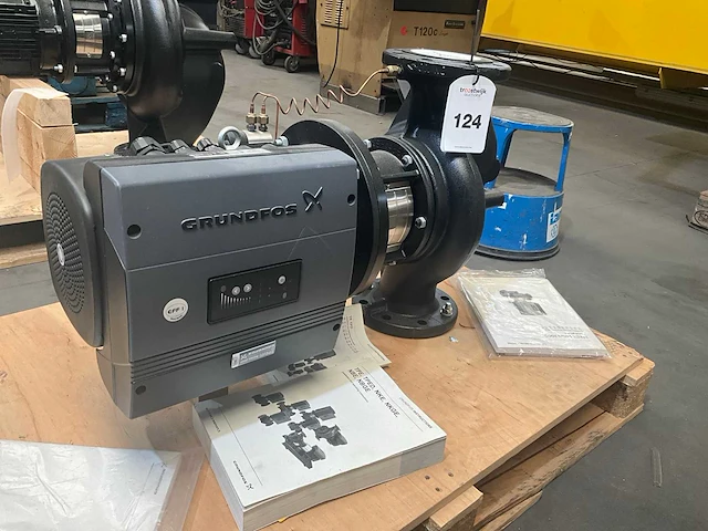 Grundfos mge132 inline centrifugaalpomp - afbeelding 3 van  6