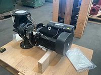 Grundfos mge132 inline centrifugaalpomp - afbeelding 5 van  6