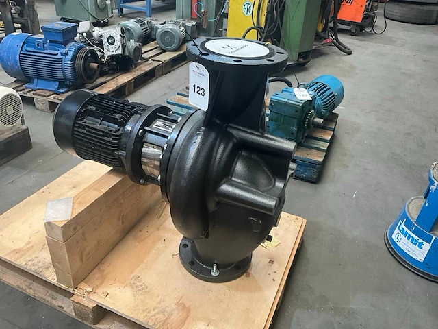 Grundfos tp 150-90 centrifugaalpomp - afbeelding 2 van  5