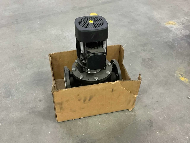 Grundfos tp 50-60/4 a-f-a-bube waterpomp - afbeelding 1 van  3