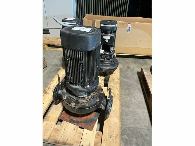 Grundfos tp65-240/4 a-f-a-baqe circulatiepomp unit dn65 - afbeelding 2 van  6