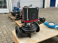 Grundfos tpe 100-60/4 elektrische circulatiepomp - afbeelding 1 van  8