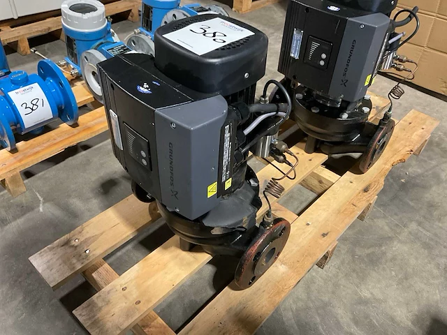 Grundfos tpe40-230/2-s a-f-a-bube pompunit dn100/pn16 - afbeelding 3 van  5