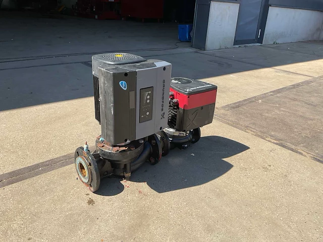 Grundfos waterpomp (2x) - afbeelding 2 van  8
