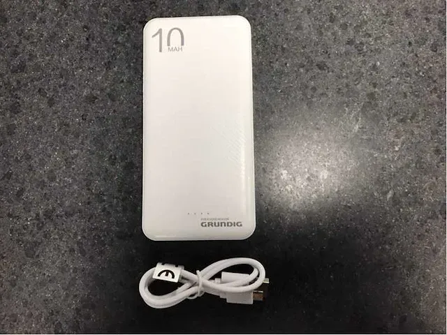Grundig - 10000mah - powerbank (16x) - afbeelding 1 van  5