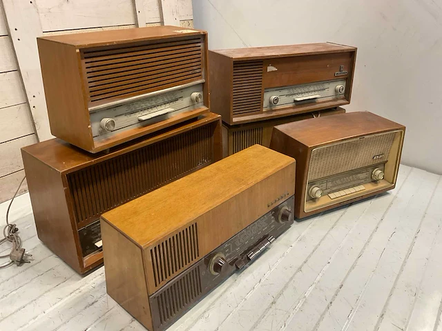 Grundig 2340 / 2147 / rf102 / 3040 antieke radio (6x) - afbeelding 6 van  13