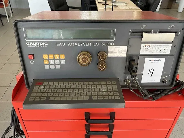 Grundig ls 5000 4 gas emissie tester - afbeelding 8 van  10