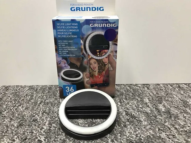 Grundig selfie-lichtring (264x) - afbeelding 1 van  4