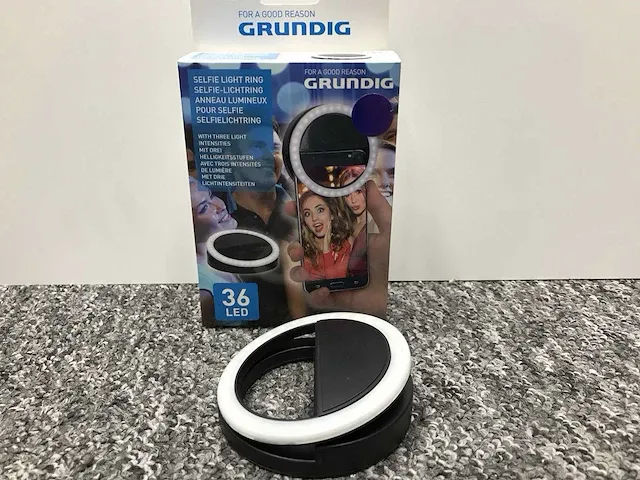 Grundig selfie-lichtring (48x) - afbeelding 2 van  4
