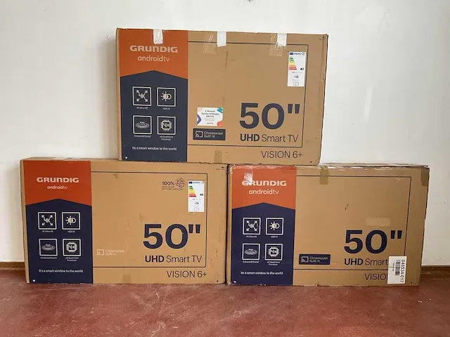Grundig uhd 55 inch televisie (3x) - afbeelding 1 van  17