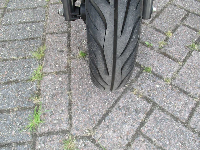 Gts - bromscooter - toscana dynamic injectie - scooter - afbeelding 6 van  11