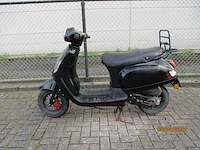 Gts - bromscooter - toscana pure - scooter