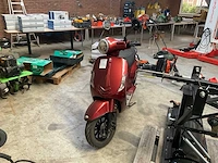 Gts - bromscooter - toscana pure - scooter - afbeelding 4 van  7