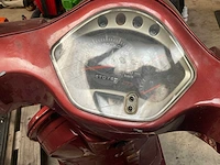 Gts - bromscooter - toscana pure - scooter - afbeelding 5 van  7