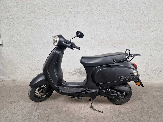 Gts - snorscooter - toscana pure - 4t 25km uitvoering dpd99s - afbeelding 1 van  7