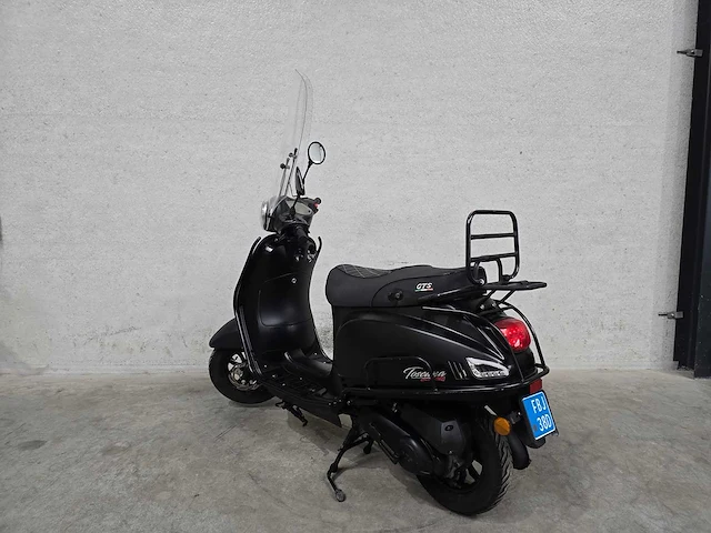 Gts - snorscooter - toscana pure - 4t 25km uitvoering fbj38d - afbeelding 6 van  7