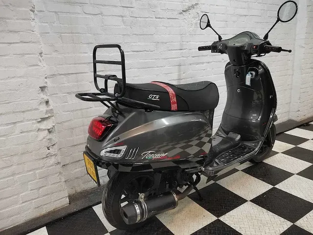 Gts toscana 45 km bromscooter 4takt - afbeelding 5 van  7