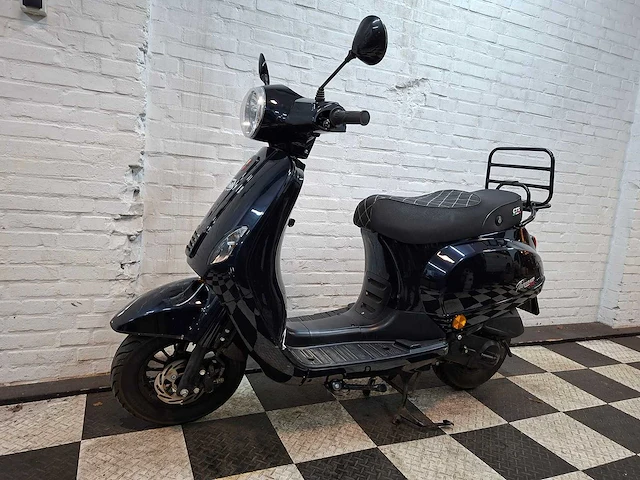 Gts toscana 45 km bromscooter 4takt - afbeelding 2 van  7