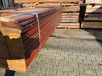 Guayana teak hardhouten vlonderplanken 27x145mm, lengte 275cm (115x) - afbeelding 2 van  3