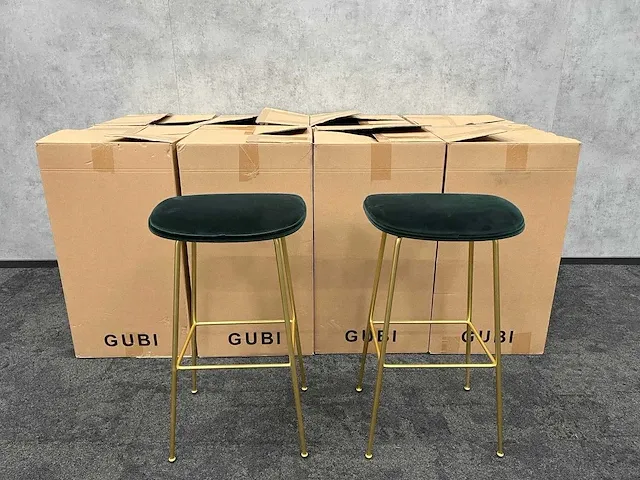 Gubi beetle - barkruk 75cm messing-velvet dark green - ongebruikt (10x) - afbeelding 1 van  11