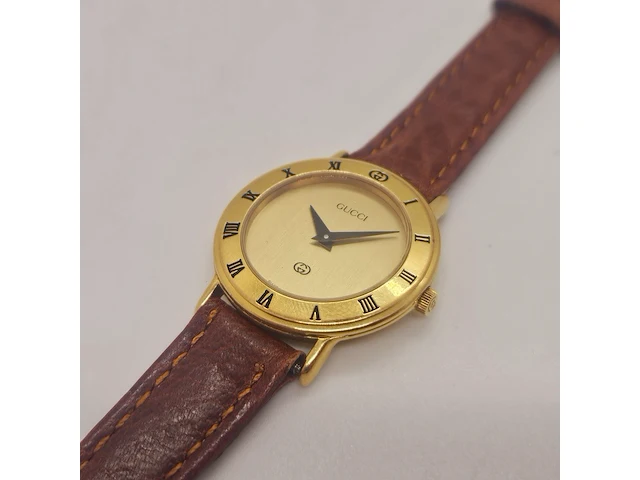 Gucci 3000l 18kt gouden horloge met goudkeurmerk, defect - afbeelding 3 van  6