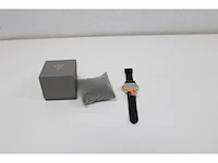 Guess analoog horloge w1132g1 zwart w1132g1 - afbeelding 4 van  5