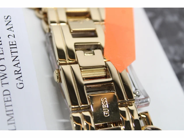 Guess dameshorloge mod heavy metal goudkleurig gw0669l1 - afbeelding 6 van  6