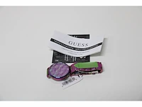Guess iridescent peony analoog horloge paars - afbeelding 3 van  3