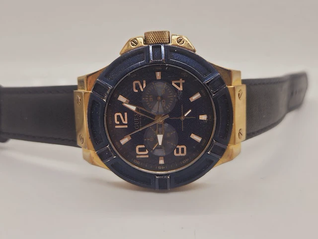 Guess steel herenhorloge met guilloche wijzerplaat - afbeelding 5 van  8