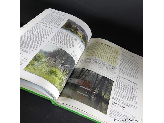 Guide to the national trust - afbeelding 5 van  5