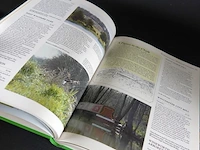 Guide to the national trust - afbeelding 5 van  5