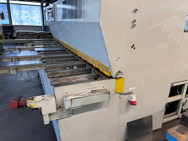 Guillotine fasti 3100 x 6 mm - afbeelding 1 van  3