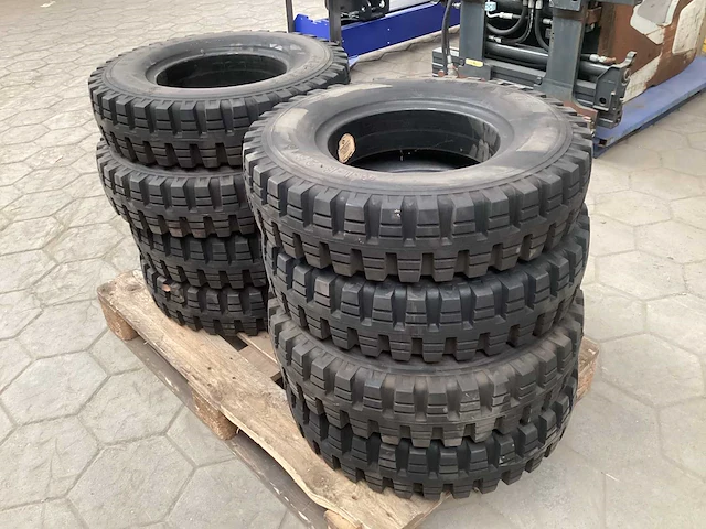 Gumasol g.l.e. heftruckbanden (8x) - afbeelding 4 van  6