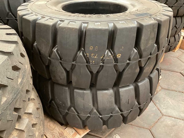 Gumasol heftruck band (4x) - afbeelding 1 van  3