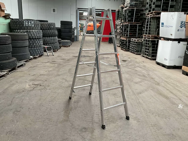 Günzburg trap - afbeelding 1 van  4