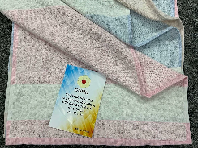 Guru 40x60 handdoek (960x) - afbeelding 2 van  3