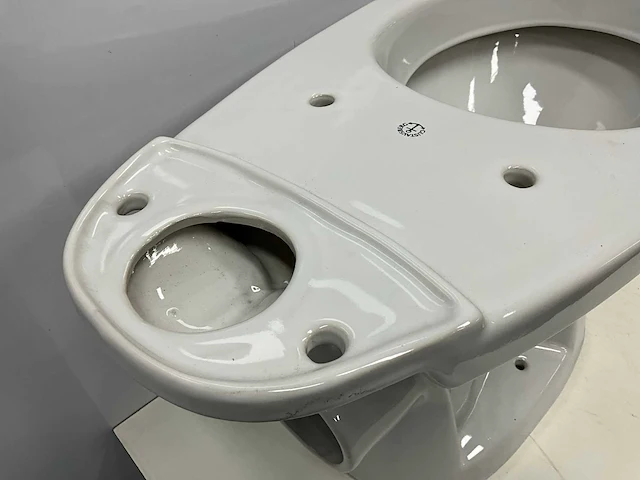 Gustavsberg - toiletten (2x) - afbeelding 3 van  5