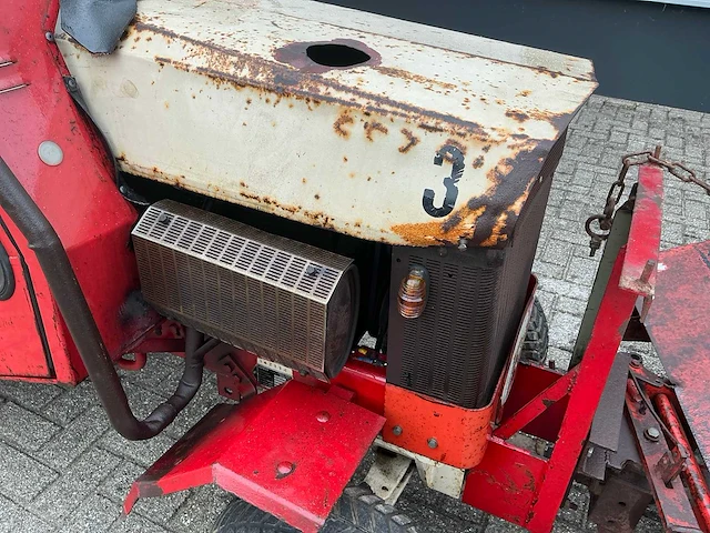 Gutbrod 2500 zelfrijdende veegmachine - afbeelding 8 van  24
