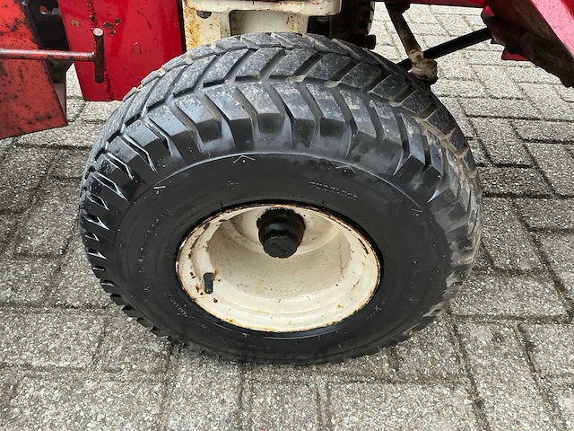 Gutbrod 2500 zelfrijdende veegmachine - afbeelding 13 van  24