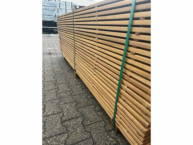 Guyana ipé hardhouten planken 21x145mm, lengte 305cm (26x) - afbeelding 3 van  4