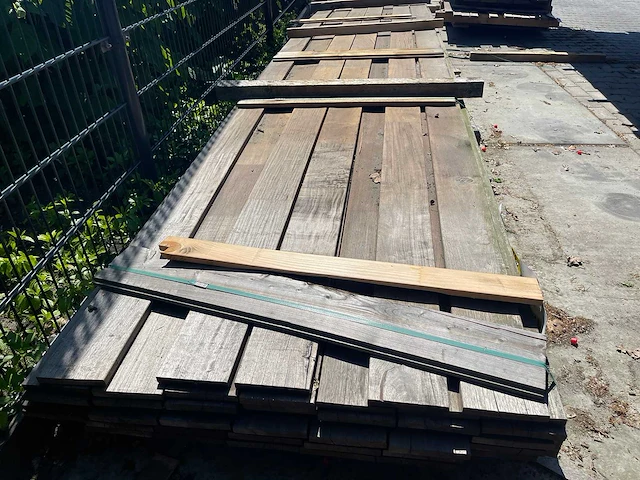 Guyana ipé hardhouten planken geschaafd 18x140mm, lengte 500cm (39x) - afbeelding 1 van  3