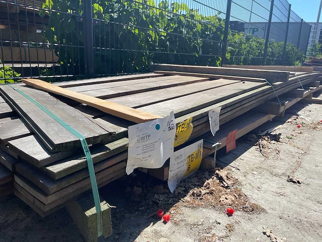 Guyana ipé hardhouten planken geschaafd 18x140mm, lengte 500cm (39x) - afbeelding 2 van  3