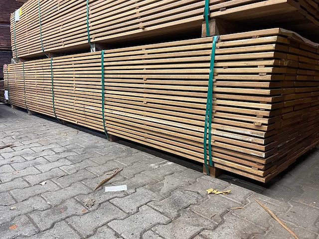 Guyana ipé hardhouten planken geschaafd 21x145mm, lengte 455cm (154x) - afbeelding 4 van  4