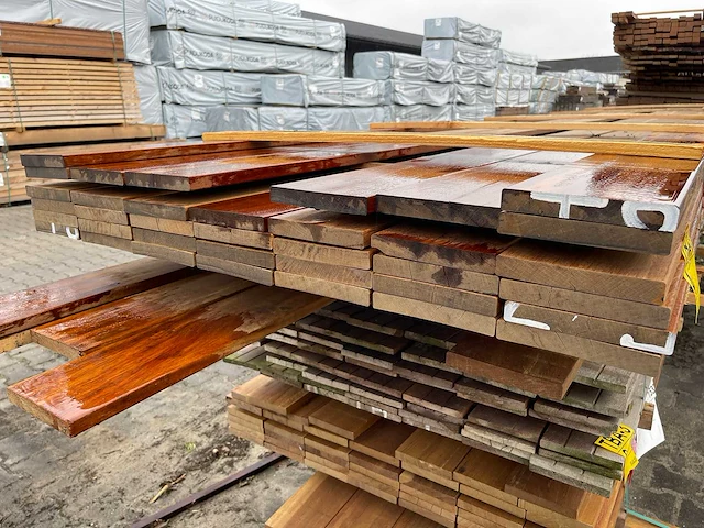 Guyana ipé hardhouten planken geschaafd 21x145mm, lengte 520cm (36x) - afbeelding 3 van  3