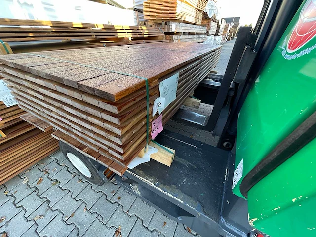 Guyana ipé hardhouten planken geschaafd 21x70mm, lengte 275cm (94x) - afbeelding 2 van  2