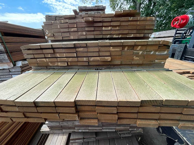 Guyana ipé hardhouten planken geschaafd 21x70mm, lengte 39/65cm 65/95cm 65/125cm 52/155cm (221x) - afbeelding 1 van  3