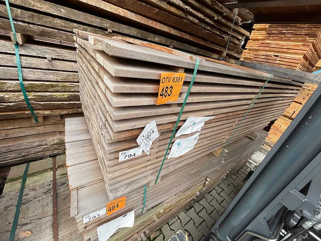 Guyana ipé hardhouten planken geschaafd 21x90mm, lengte 215-245cm (124x) - afbeelding 2 van  2